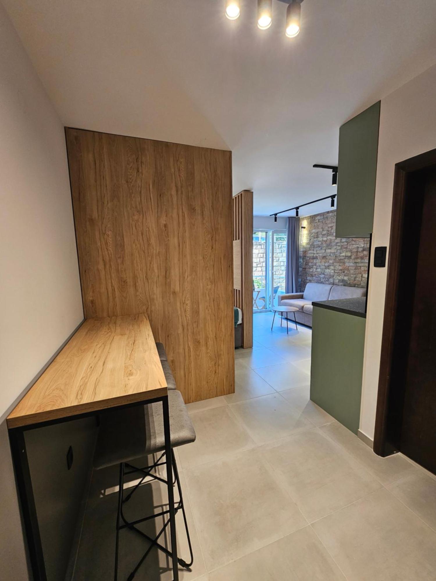 Anja & Ogo Apartments Sea View & Pool Petrovac Exterior photo